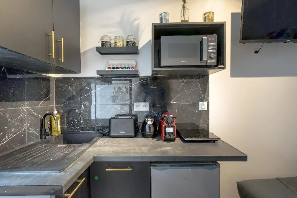 New Paris Trocadero - Eiffel Tower Apartment France
